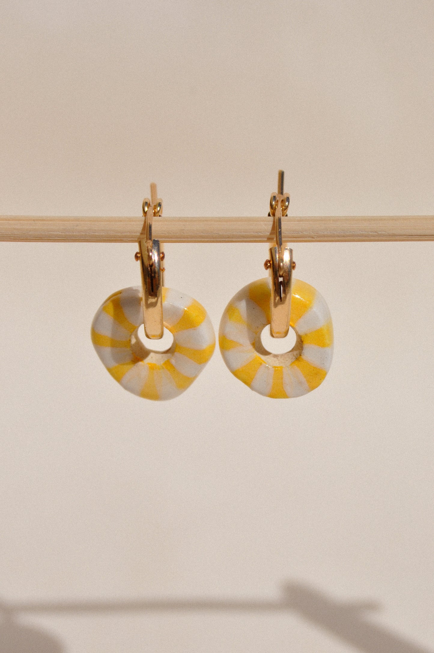 Peladilla mini rayée - Boucles d'oreilles
