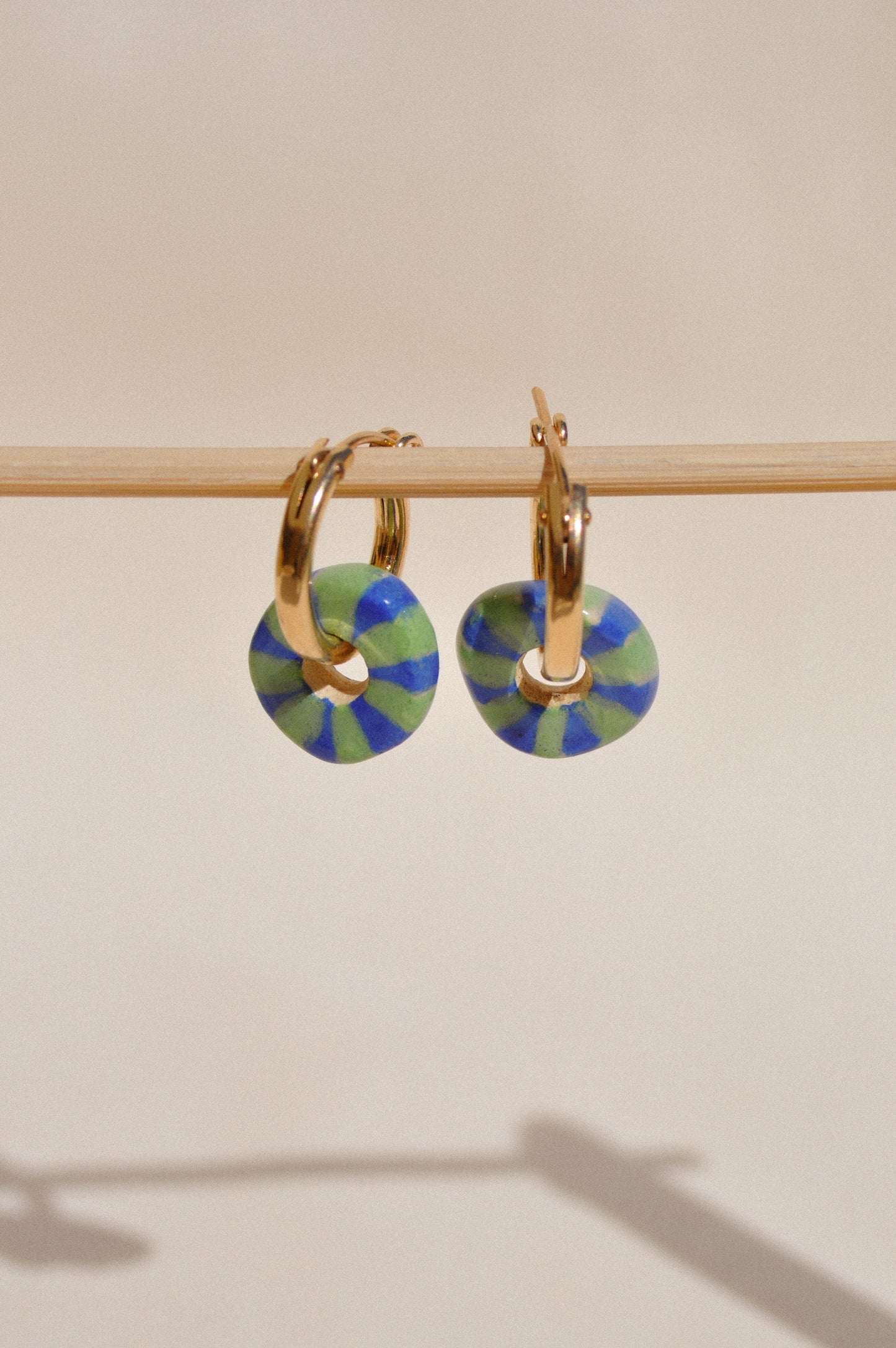 Peladilla mini rayée - Boucles d'oreilles