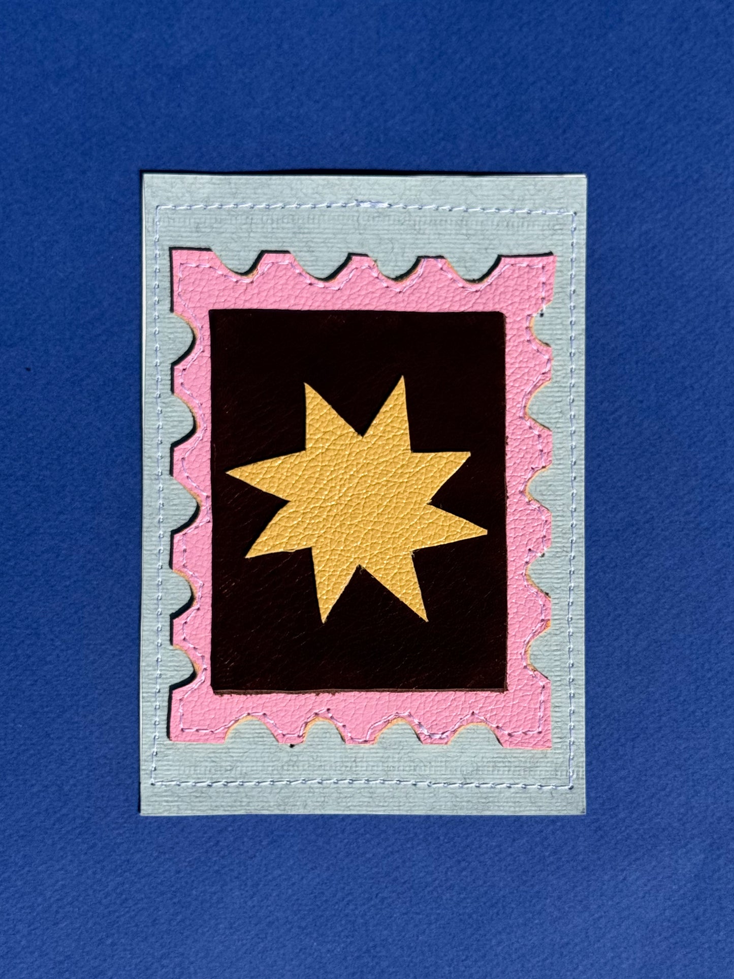 Le soleil - Médaillon + Carte postale