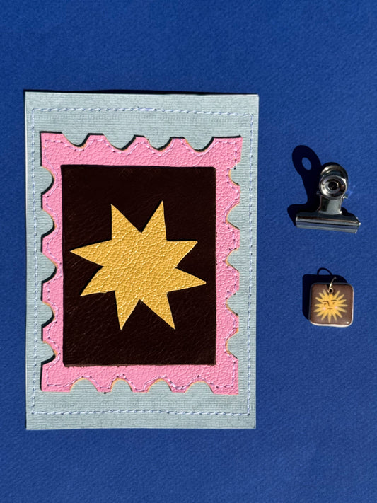 Le soleil - Médaillon + Carte postale